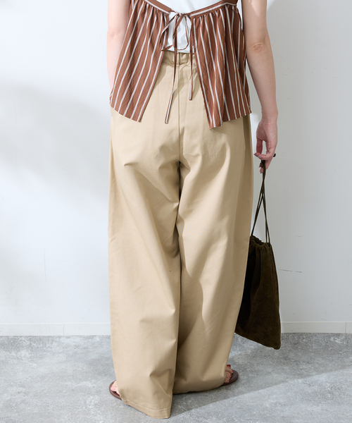 B.C STOCK（ベーセーストック）の「ボリュームタック サマーチノ（その他パンツ・メンズ・ベージュ/ブラック・LARGE/MEDIUM）」の6枚目の写真