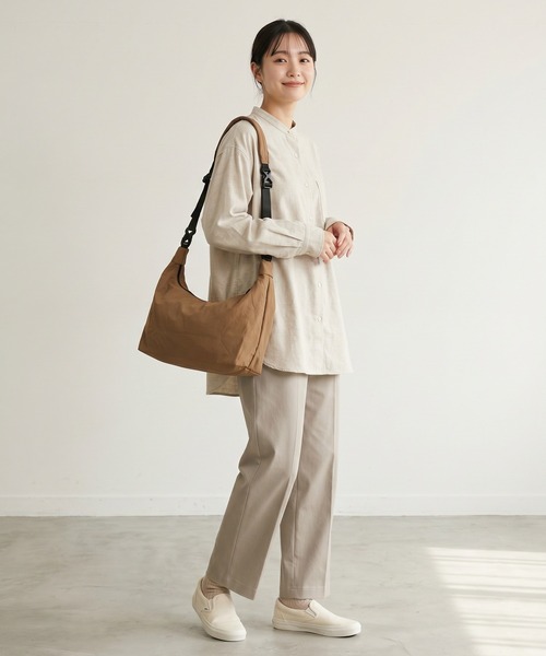 crossi（クロッシー）の「2WAYハンドルナイロンショルダーバッグ（ショルダーバッグ・レディース・ホワイト/グレー/ブラック/ベージュ/イエロー・FREE）」の8枚目の写真