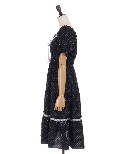 axes femme POETIQUE(アクシーズファムポエティック)の「梯子レースティアードOP(ワンピース・レディース・ホワイト/ブラック/キナリ・MEDIUM)」の13枚目の写真