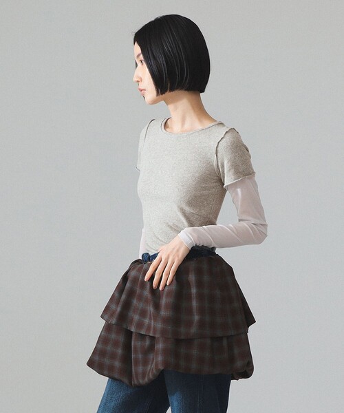BEAMS BOY(ビームスボーイ)の「maturely / スリーブレイヤー ロングスリーブ(Tシャツ/カットソー・レディース・ブラウン/グレー・1/0)」の2枚目の写真