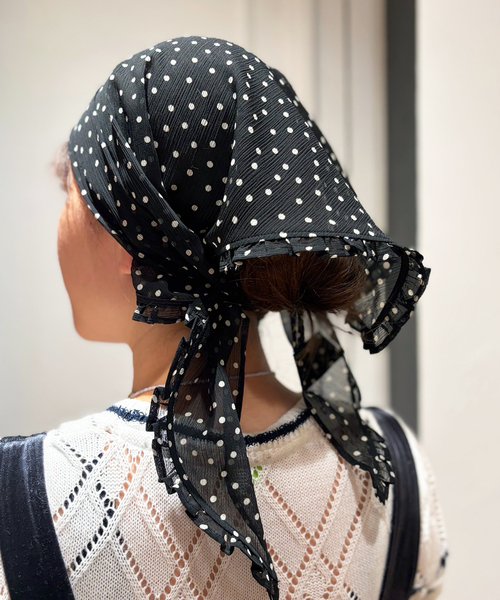 IENA LA BOUCLE(イエナラブークル)の「IENA LA BOUCLE シアードットバブーシュカ(バンダナ/スカーフ・レディース・ホワイト系その他/ブラック系その他・FREE)」の3枚目の写真