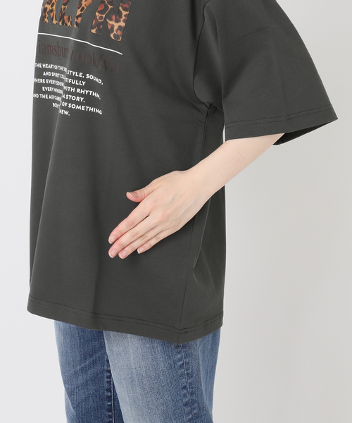 Spick & Span(スピックアンドスパン)の「《新色 / 追加》ロゴオーバーTシャツ(Tシャツ/カットソー・レディース・ブラウン/チャコールグレー・FREE)」の7枚目の写真