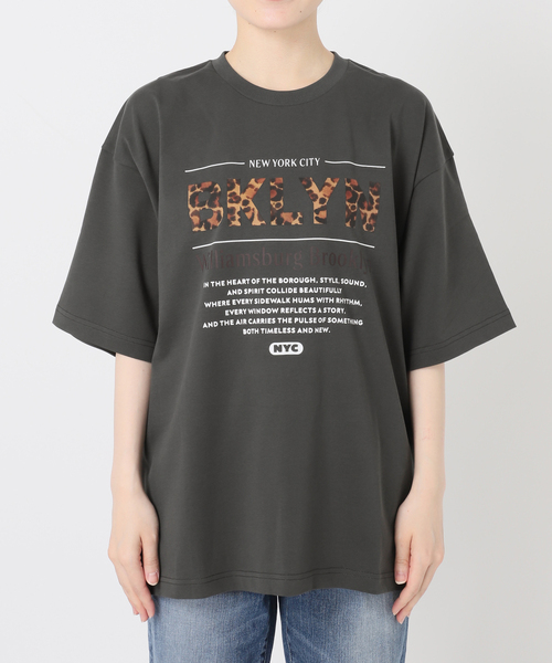 Spick & Span(スピックアンドスパン)の「《新色 / 追加》ロゴオーバーTシャツ(Tシャツ/カットソー・レディース・ブラウン/チャコールグレー・FREE)」の8枚目の写真