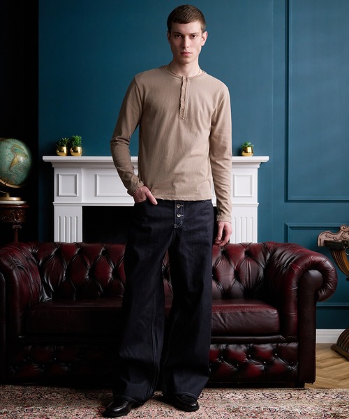 Regen Glanz(レーゲングランツ)の「Frayed Henley Long Sleeve Tee /フレイドヘンリーロングスリーブT(Tシャツ/カットソー・メンズ・チャコールグレー/ベージュ・SMALL/MEDIUM/LARGE)」の21枚目の写真
