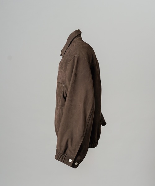 MAISON SPECIAL(メゾンスペシャル)の「《UNISEX》Sheep Leather Nubuck Prime-Over Trucker Jacket/シープレザーヌバックプライムオーバーGジャン【MAISON SPECIAL/メゾンスペシャル】(ブルゾン・メンズ・ブラウン・1/2/0)」の8枚目の写真
