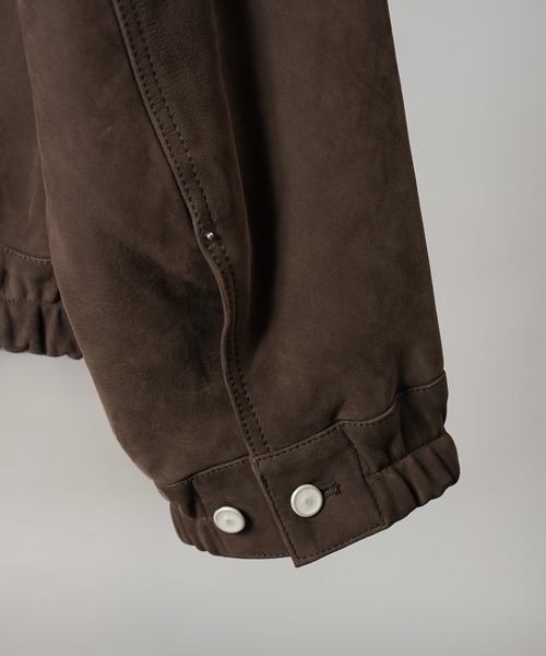MAISON SPECIAL(メゾンスペシャル)の「《UNISEX》Sheep Leather Nubuck Prime-Over Trucker Jacket/シープレザーヌバックプライムオーバーGジャン【MAISON SPECIAL/メゾンスペシャル】(ブルゾン・メンズ・ブラウン・1/2/0)」の12枚目の写真