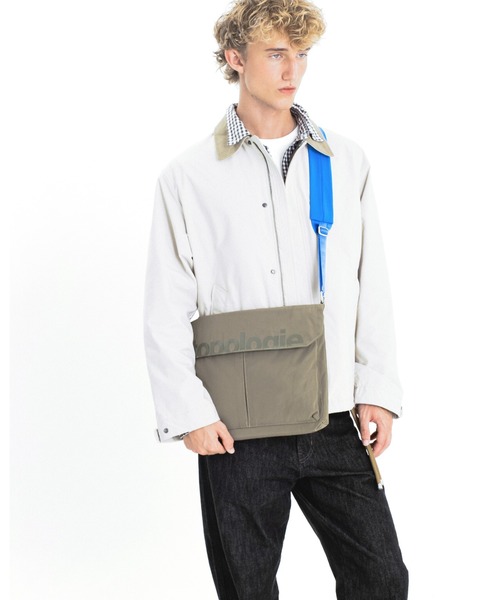 Topologie（トポロジー）の「Utility Musette Messenger（ユーティリティ ミュゼット メッセンジャー）（ショルダーバッグ・レディース・モスグリーン系・ONE SIZE）」の6枚目の写真