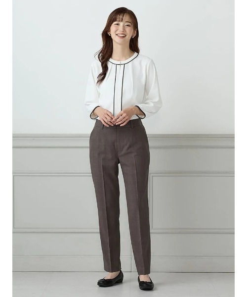Perfect Suit FActory(パーフェクトスーツファクトリー)の「<UVカット>配色パイピング バンドカラーブラウス(Tシャツ/カットソー・レディース・ネイビー/オフホワイト/ベージュ・S/L/M)」の5枚目の写真