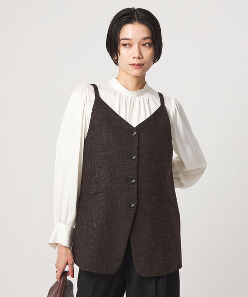 green label relaxing(グリーンレーベルリラクシング)の「スラブ ジレ(ベスト・レディース・ベージュ/ダークブラウン/ネイビー・SM/ML)」の2枚目の写真