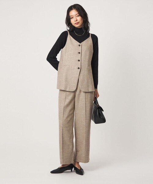 green label relaxing(グリーンレーベルリラクシング)の「スラブ ジレ(ベスト・レディース・ベージュ/ダークブラウン/ネイビー・SM/ML)」の19枚目の写真