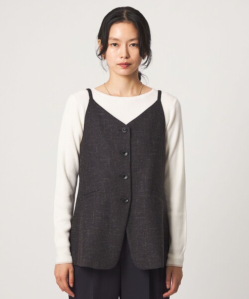 green label relaxing(グリーンレーベルリラクシング)の「スラブ ジレ(ベスト・レディース・ベージュ/ダークブラウン/ネイビー・SM/ML)」の16枚目の写真