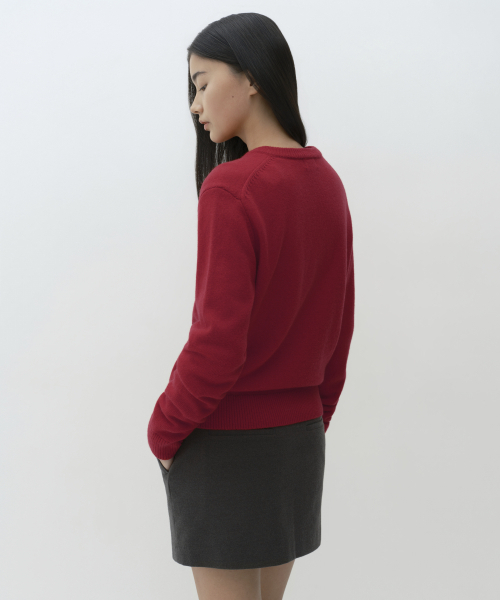 MUSINSA STANDARD WOMAN（ムシンサスタンダードウーマン）の「[ビクトリアウール] レディース ラウンドネックカーディガン [レッド]（カーディガン/ボレロ・レディース・その他・X-SMALL/SMALL/MEDIUM/LARGE）」の3枚目の写真