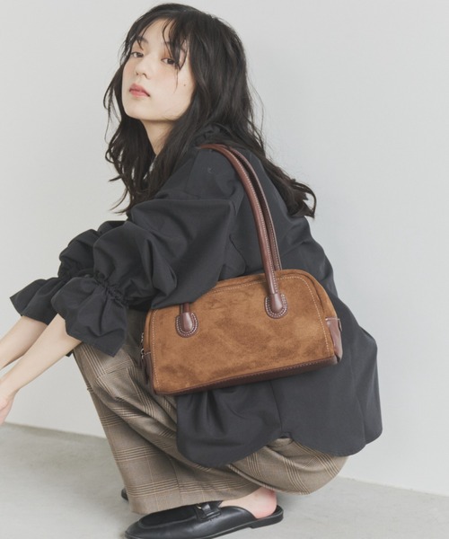 ELNEsoi（エルネソワ）の「ステッチデザインフェイクスウェードボストンバッグ（ボストンバッグ・レディース・ブラウン/キャメル・FREE）」の10枚目の写真