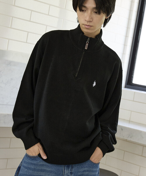 U.S. POLO ASSN.(ユーエスポロアッスン)の「U.S. POLO ASSN. × PUBLUX/ユーエスポロアッスン 別注 スウェットライク ワンポイント刺繍 ハーフジップ ニット プルオーバー 限定展開(ニット/セーター・メンズ・チャコールグレー/ブラック/グレー/ネイビー・SMALL/LARGE/MEDIUM)」の2枚目の写真