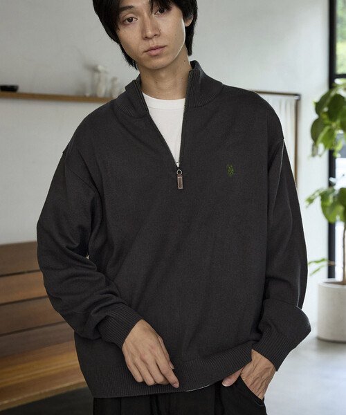 U.S. POLO ASSN.(ユーエスポロアッスン)の「U.S. POLO ASSN. × PUBLUX/ユーエスポロアッスン 別注 スウェットライク ワンポイント刺繍 ハーフジップ ニット プルオーバー 限定展開(ニット/セーター・メンズ・チャコールグレー/ブラック/グレー/ネイビー・SMALL/LARGE/MEDIUM)」の21枚目の写真