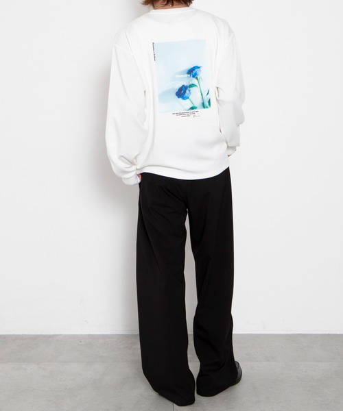 WEGO(ウィゴー)の「BROWNY/【26年秋冬新作】アクセ付きフォトグラフィックT(LS)(Tシャツ/カットソー・メンズ・ホワイト/ブラック・MEDIUM/LARGE)」の13枚目の写真