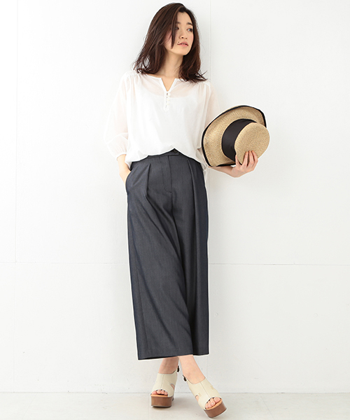 BEAMS LIGHTS Women's（ビームスライツ ウィメンズ）の「BEAMS LIGHTS / ギャザー ロングスリーブ ブラウス（シャツ/ブラウス・レディース・ホワイト/ブルー/ネイビー・ONE SIZE）」の12枚目の写真