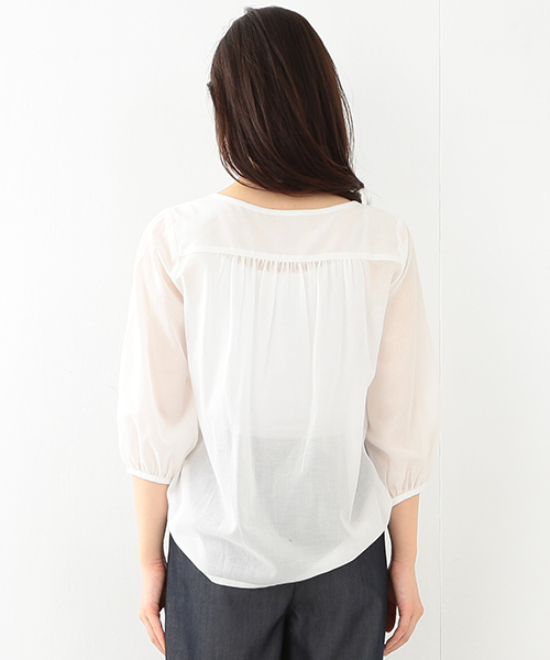 BEAMS LIGHTS Women's（ビームスライツ ウィメンズ）の「BEAMS LIGHTS / ギャザー ロングスリーブ ブラウス（シャツ/ブラウス・レディース・ホワイト/ブルー/ネイビー・ONE SIZE）」の14枚目の写真