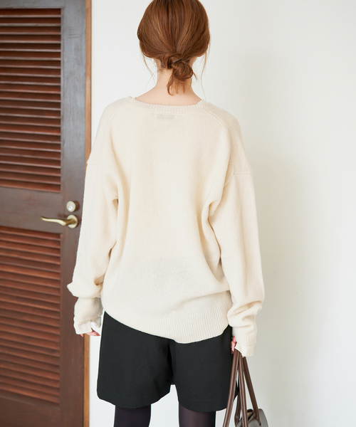 SLOBE IENA(スローブイエナ)の「《シリーズあり/》PLAYFULウールカシミヤヘンリーネックプルオーバー(ニット/セーター・レディース・チャコールグレー/ピンク/ブルー/アイボリー・FREE)」の18枚目の写真