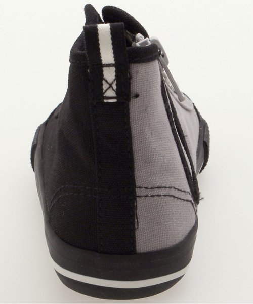 Ampersand(アンパサンド)の「トドラークレイジー配色ハイカットスニーカー(スニーカー・キッズ・ストライプ/ネイビー/ブラック・20/18/21/17/16/19)」の9枚目の写真