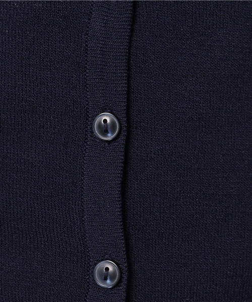 Honeys(ハニーズ)の「UVカットVネックカーディガン(カーディガン/ボレロ・レディース・オフホワイト/グレー/ネイビー/ライム/ブラック・L/M/LL)」の11枚目の写真