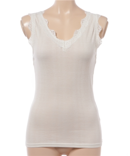 mysty woman（ミスティウーマン）の「TCランダムフライスレースVネックタンクトップ（タンクトップ・レディース・サックスブルー/オフホワイト/トップグレー/ピンク/ブラック・FREE）」の2枚目の写真