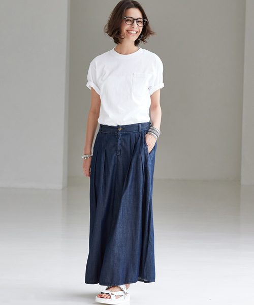 green label relaxing（グリーンレーベルリラクシング）の「［WEB限定］GC C/Rギャザー マキシスカート（デニムスカート・レディース・ネイビー/ライトブルー・FREE）」の14枚目の写真
