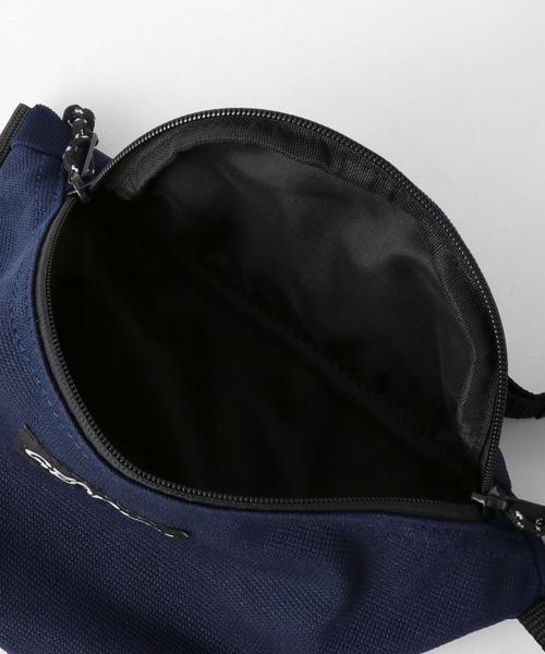 Gramicci（グラミチ）の「Gramicci(グラミチ)別注メッシュニットボディバッグ（ボディバッグ/ウエストポーチ・メンズ・ホワイト/ブラック/ネイビー/レッド・FREE）」の9枚目の写真