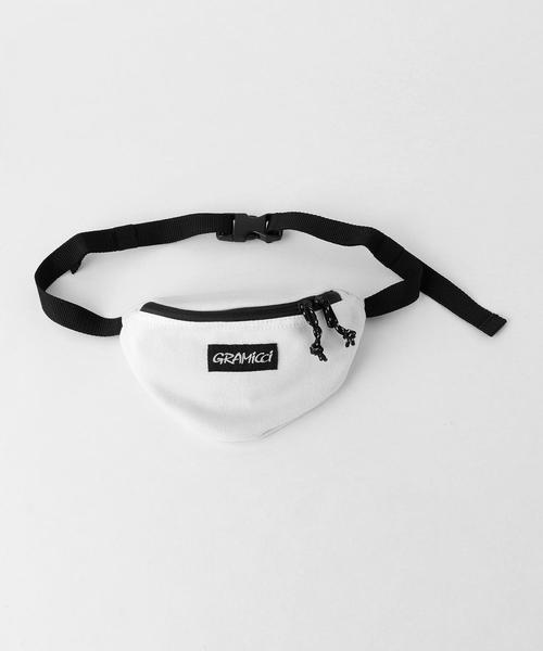 Gramicci（グラミチ）の「Gramicci(グラミチ)別注メッシュニットボディバッグ（ボディバッグ/ウエストポーチ・メンズ・ホワイト/ブラック/ネイビー/レッド・FREE）」の14枚目の写真