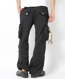 GOA ゴアカーゴパンツ 希少 ラビットファー付き goa（ゴア）の「ナチュラルファー付パンツ（カーゴパンツ）」 - WEAR
