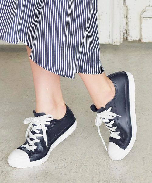 KOBE LETTUCE（コウベレタス）の「ローカットレインスニーカー（レインシューズ・レディース・ホワイト/ブラック系その他/ブラック/ネイビー/レッド・M/L/S/LL）」の4枚目の写真