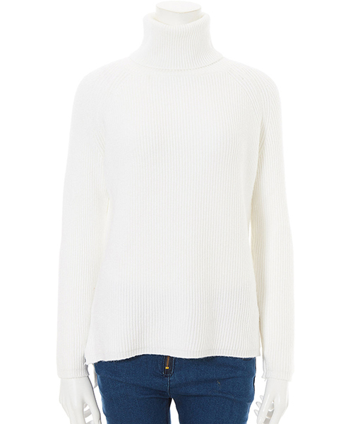 fifth(フィフス)の「バックロングタートルカラーニット(ニット/セーター・レディース・ブルー/ホワイト/グレー/イエロー/ボルドー/ベージュ/ブラウン/ブラック・MEDIUM)」の9枚目の写真