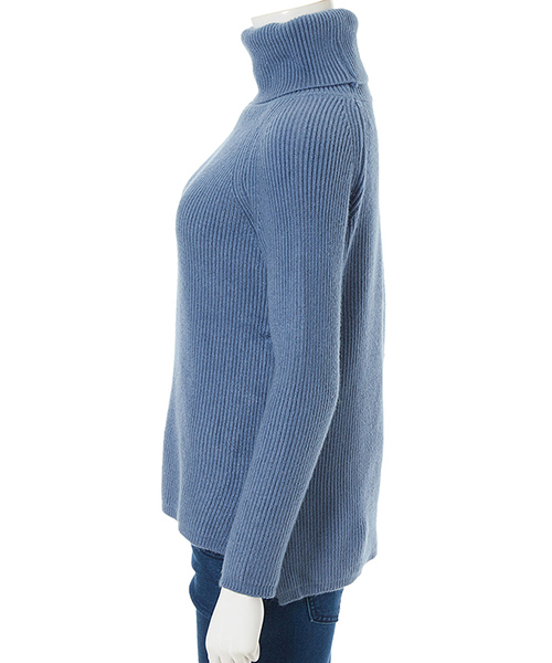 fifth(フィフス)の「バックロングタートルカラーニット(ニット/セーター・レディース・ブルー/ホワイト/グレー/イエロー/ボルドー/ベージュ/ブラウン/ブラック・MEDIUM)」の16枚目の写真