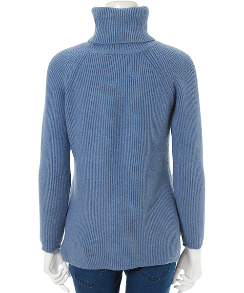 fifth(フィフス)の「バックロングタートルカラーニット(ニット/セーター・レディース・ブルー/ホワイト/グレー/イエロー/ボルドー/ベージュ/ブラウン/ブラック・MEDIUM)」の17枚目の写真