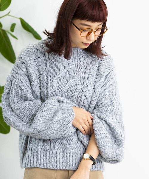 WEGO(ウィゴー)の「WEGO/ロービングハイネックケーブルニット(ニット/セーター・レディース・ダークブラウン/ピンク/アイボリー/杢グレー/ライトベージュ・FREE)」の2枚目の写真