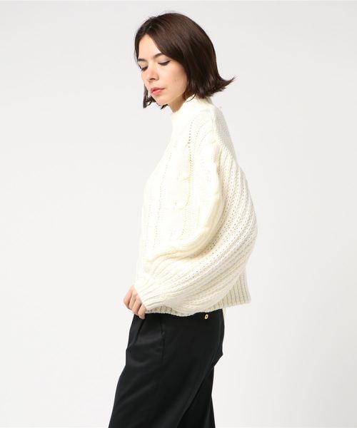 WEGO(ウィゴー)の「WEGO/ロービングハイネックケーブルニット(ニット/セーター・レディース・ダークブラウン/ピンク/アイボリー/杢グレー/ライトベージュ・FREE)」の6枚目の写真