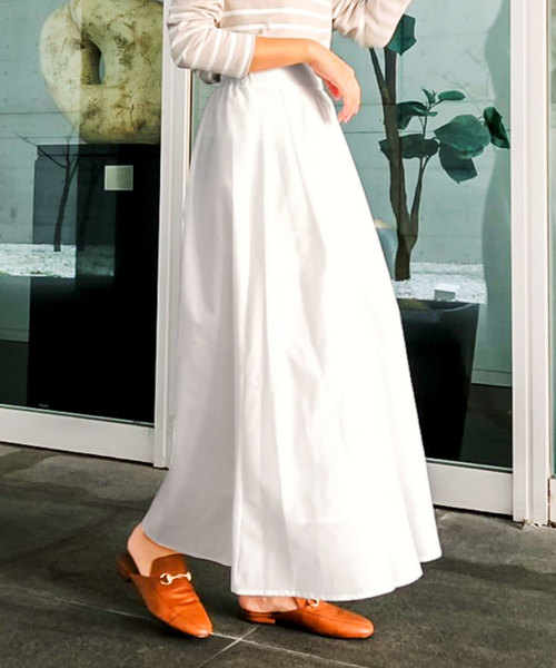 KOBE LETTUCE（コウベレタス）の「タック入りロングフレアスカート（スカート・レディース・ブラック/オフホワイト/イエロー/ブルー/グリーン/ピンク系その他・FREE）」の2枚目の写真