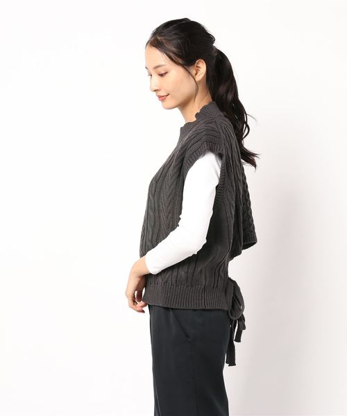 KOBE LETTUCE（コウベレタス）の「バックリボンニットベスト（ベスト・レディース・アッシュグレー/ベージュ/ベージュ系その他・FREE）」の5枚目の写真