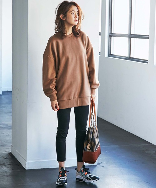GeeRA(ジーラ)の「袖タックボリュームスウェット(スウェット・レディース・モカ/ブラック・X-LARGE/MEDIUM/LARGE)」の18枚目の写真