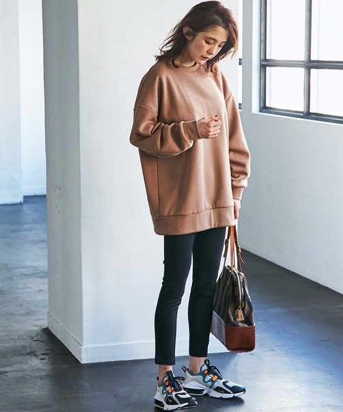GeeRA(ジーラ)の「袖タックボリュームスウェット(スウェット・レディース・モカ/ブラック・X-LARGE/MEDIUM/LARGE)」の19枚目の写真
