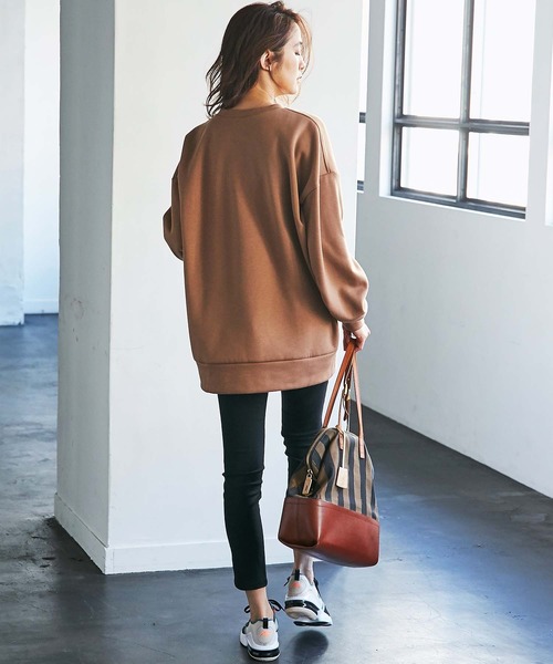 GeeRA(ジーラ)の「袖タックボリュームスウェット(スウェット・レディース・モカ/ブラック・X-LARGE/MEDIUM/LARGE)」の20枚目の写真