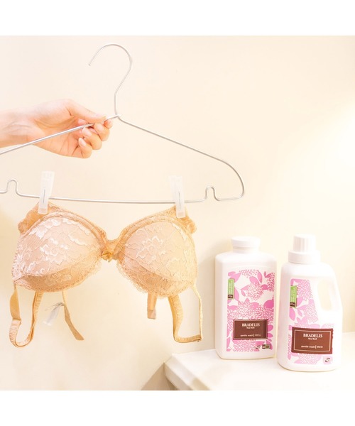 BRADELIS NEWYORK（ブラデリスニューヨーク）の「広がるバストをすっきりシルエットに整え着痩せが叶う"コンパクト補整"　ジアブラ（ブラジャー・レディース・ブラック/ブルー系その他・E65/E70/E75/F65/F70/F75/E80/F80/G70/G75/G80/E85/F85/G85/H70/H75/H80/H85）」の13枚目の写真