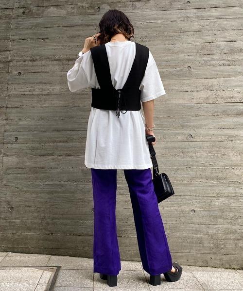 PAGEBOY（ページボーイ）の「2WAYレースアップビスチェ（ベスト・レディース・ブラック/ダークブラウン/グレイッシュベージュ・FREE）」の6枚目の写真