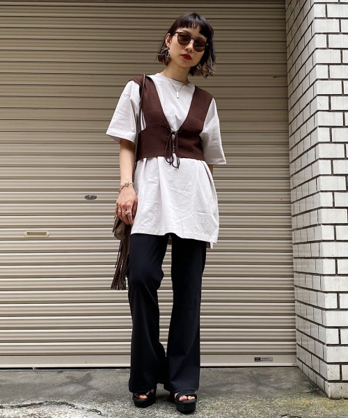 PAGEBOY（ページボーイ）の「2WAYレースアップビスチェ（ベスト・レディース・ブラック/ダークブラウン/グレイッシュベージュ・FREE）」の10枚目の写真