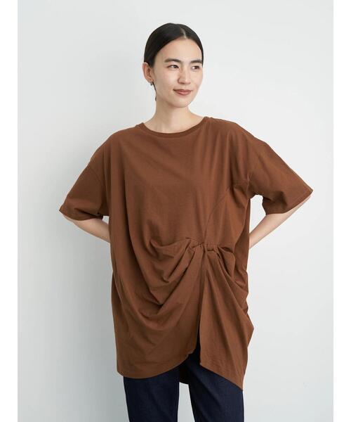 AMERICAN HOLIC(アメリカンホリック)の「フロントねじりカットプルオーバー *(Tシャツ/カットソー・レディース・ブラック/ブラウン/オフホワイト/ライトベージュ・M/L)」の2枚目の写真