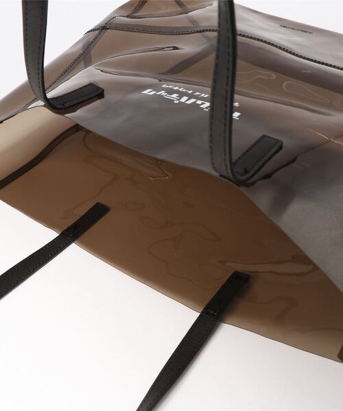 ADAM PATEK(アダムパテック)の「ADAM PATEK / 【 BVOROUGH 】CLEAR LEATHER HANDLE PVC TOTE ( AMPK-B056 )(トートバッグ・メンズ・ホワイト/ブラック・ONESIZE)」の12枚目の写真