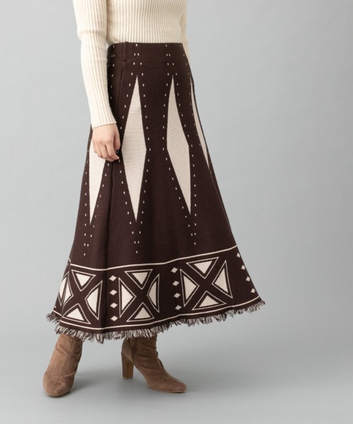 prose verse(プロズヴェール)の「パネル幾何柄フリンジニットスカート(スカート・レディース・アイボリー/ブラウン/ブラック・フリ-)」の1枚目の写真