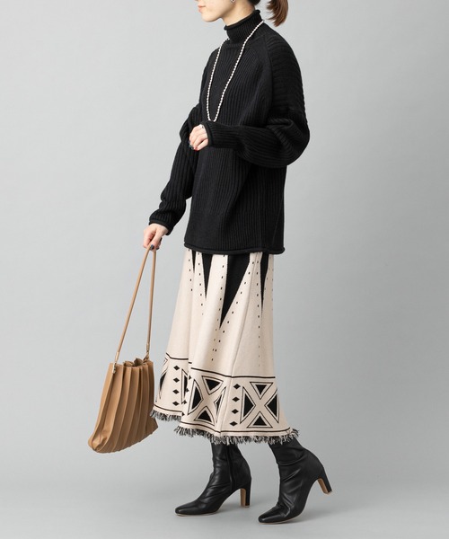 prose verse(プロズヴェール)の「パネル幾何柄フリンジニットスカート(スカート・レディース・アイボリー/ブラウン/ブラック・フリ-)」の21枚目の写真