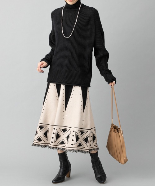 prose verse(プロズヴェール)の「パネル幾何柄フリンジニットスカート(スカート・レディース・アイボリー/ブラウン/ブラック・フリ-)」の19枚目の写真