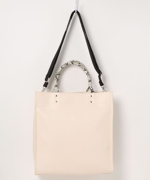 PAGEBOY（ページボーイ）の「トリップトートバッグ（トートバッグ・レディース・ブラック/アイボリー・FREE）」の22枚目の写真